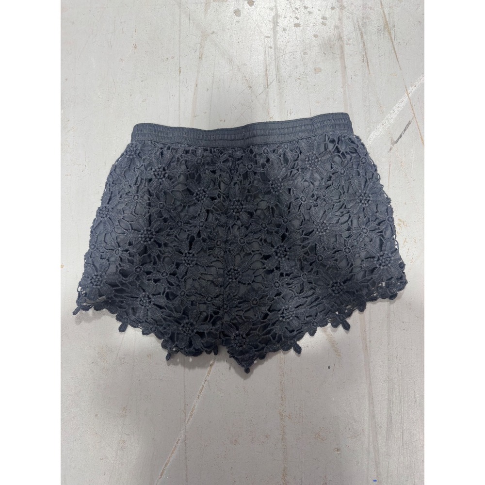 Abercrombie & Fitch Black Floral Crochet Lace Shorts Small - Picture 1 of 6